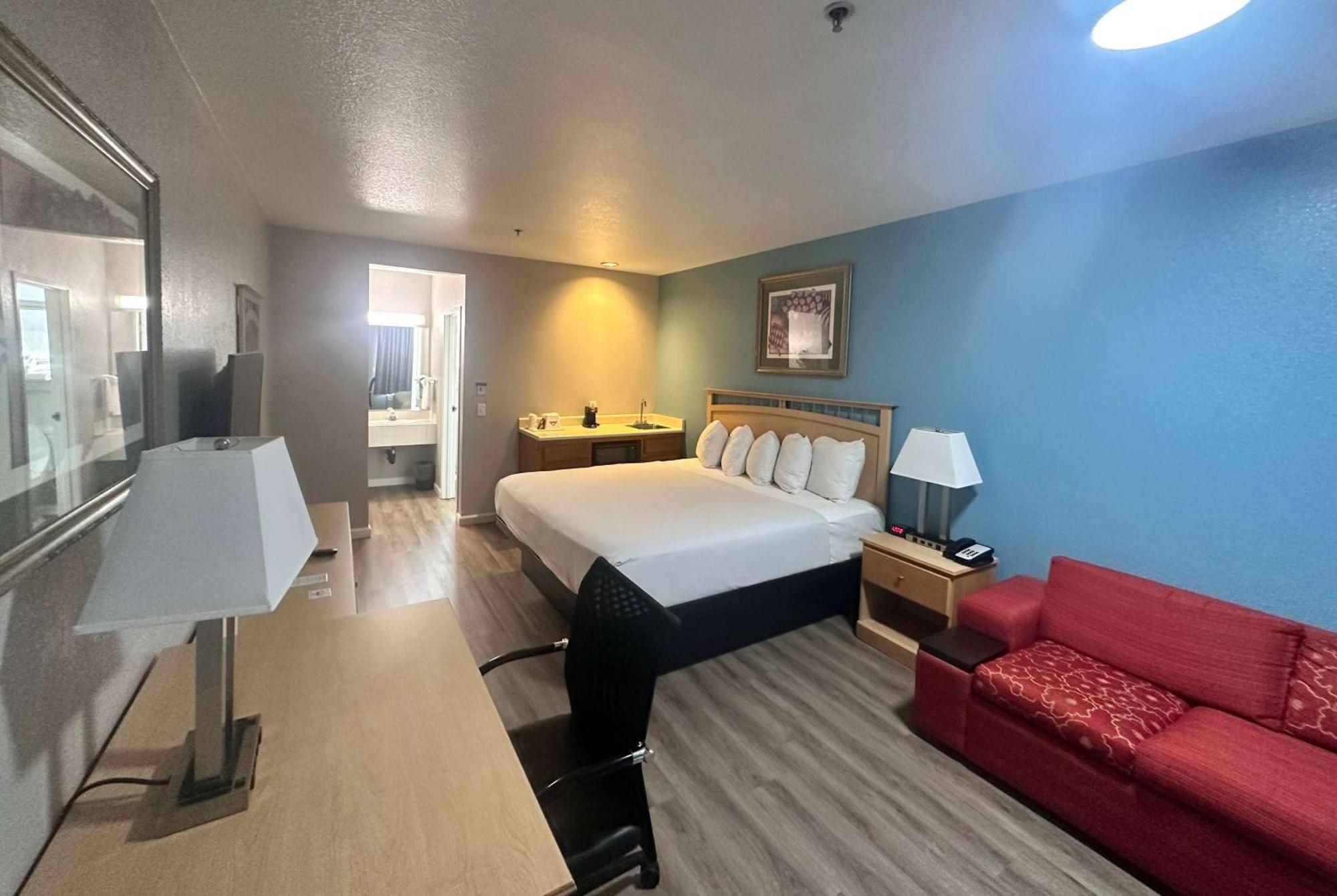 Days Inn By Wyndham Rocklin/Sacramento Exterior photo