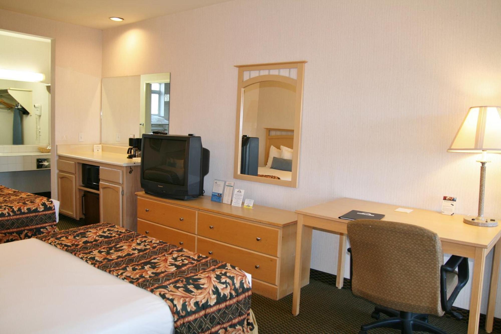 Days Inn By Wyndham Rocklin/Sacramento Exterior photo