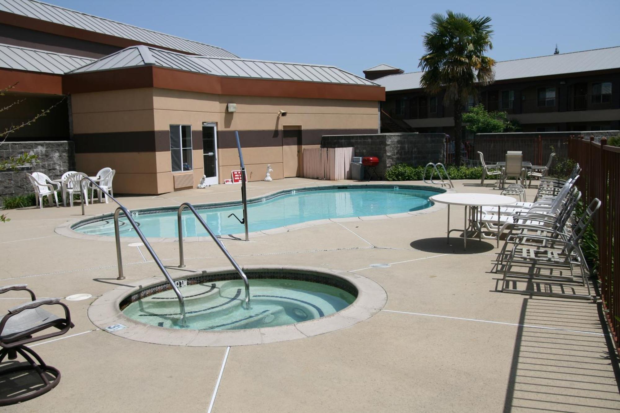Days Inn By Wyndham Rocklin/Sacramento Exterior photo
